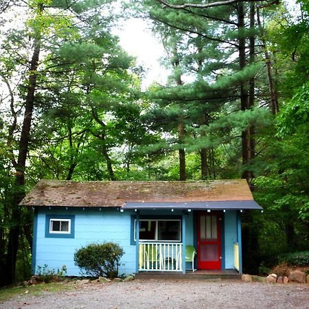 The Pines Cottages Woodfin Exterior foto