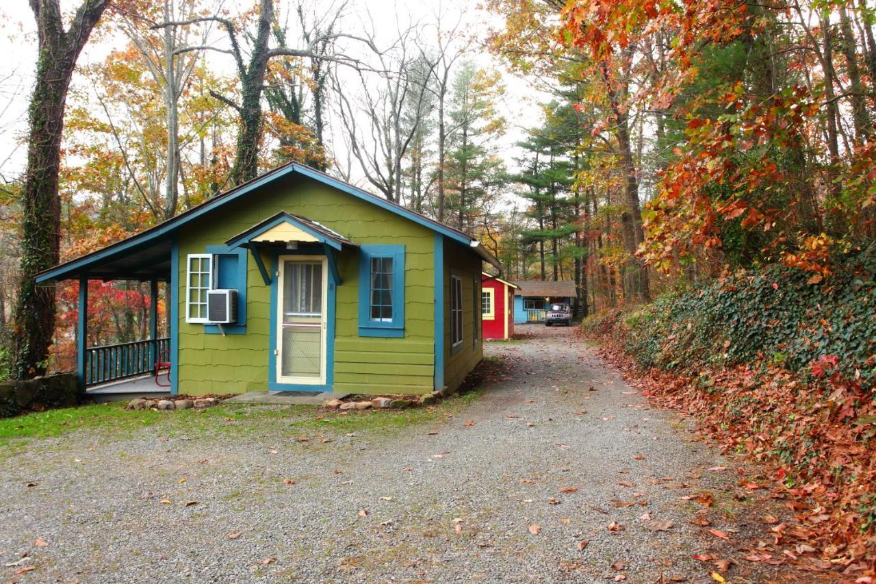 The Pines Cottages Woodfin Exterior foto
